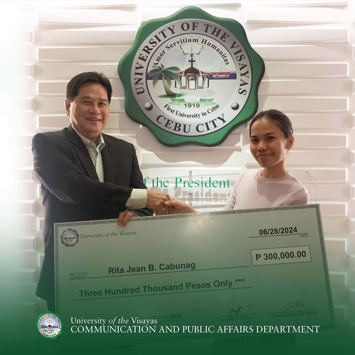Visayanian LET Topnotcher receives cash gift