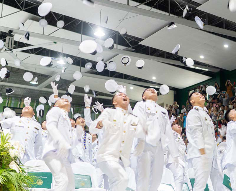 COME conducts Commencement Exercises