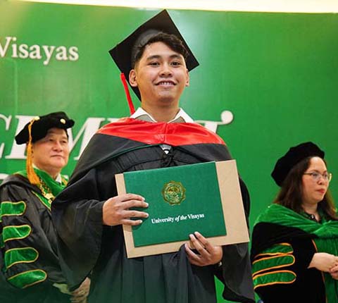 UV celebrates Class of 2025 in graduation ceremonies