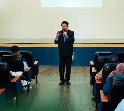 UV Elevates Teaching Through Faculty Seminar