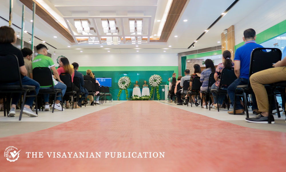 Alumni returns to UV