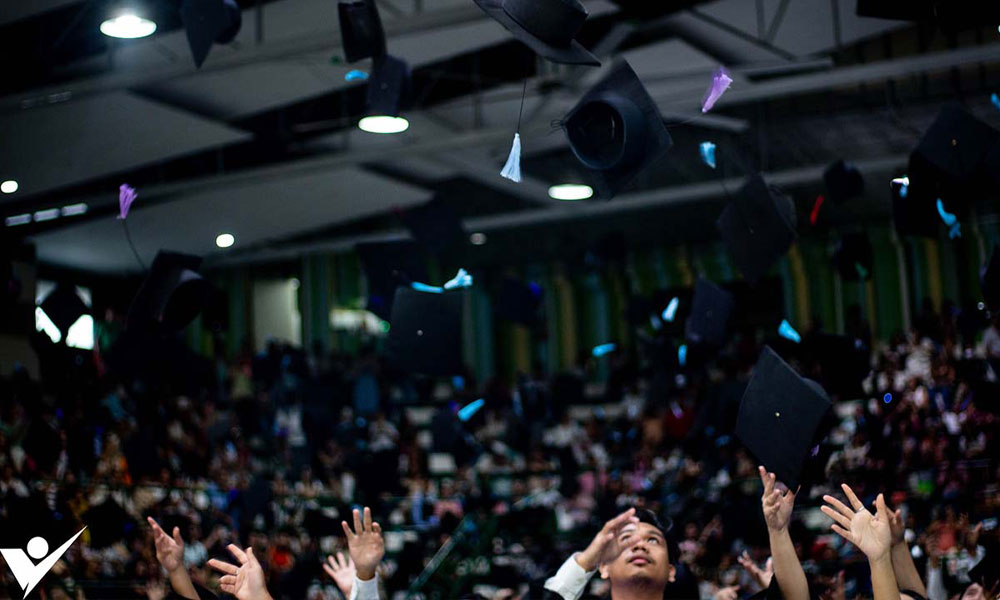 FOUR COLLEGES HOLD JOINT GRADUATION RITES | Distribute official TOR, Diploma